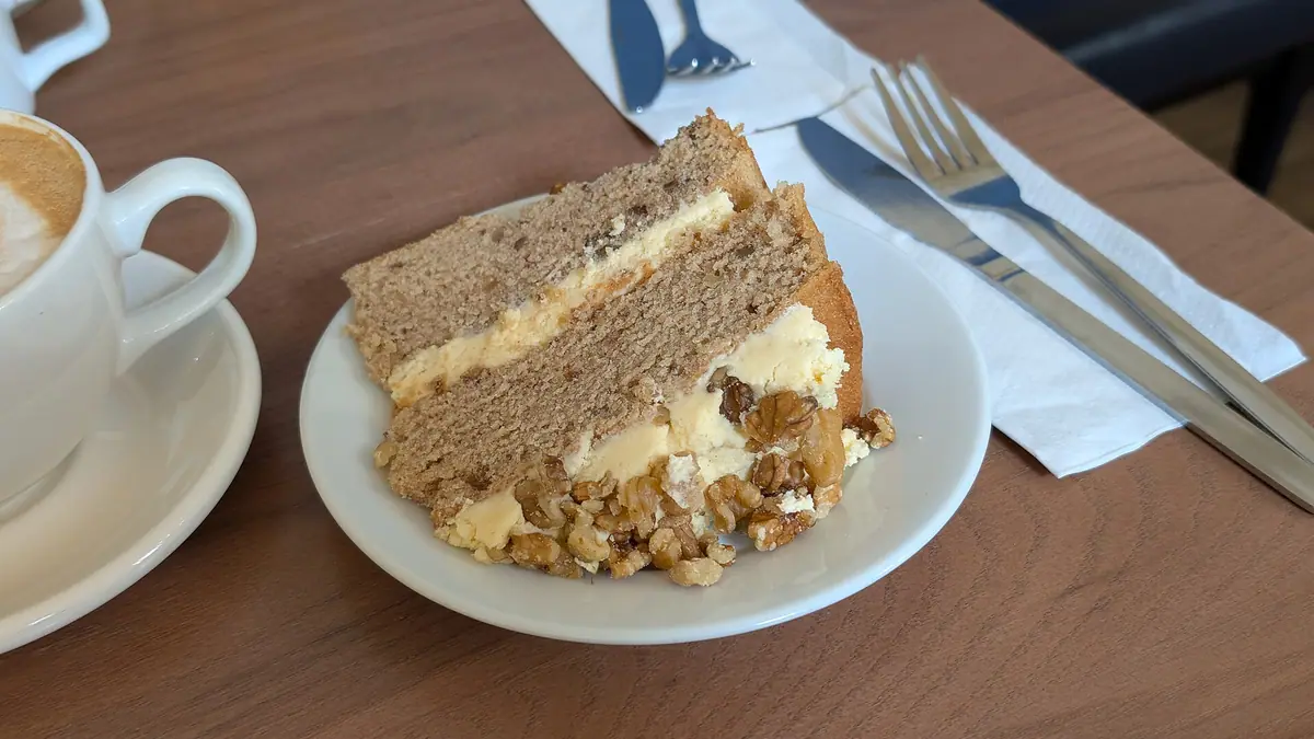 Cwm Bakery Cafe – bakery & café in Ystrad Mynach town centre